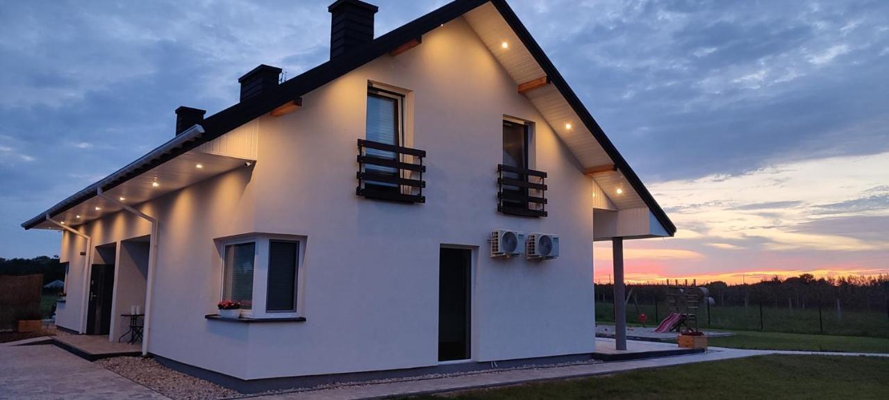 Apartamenty Wilga Z Calorocznym Jacuzzi I Letnim Basenem Экстерьер фото